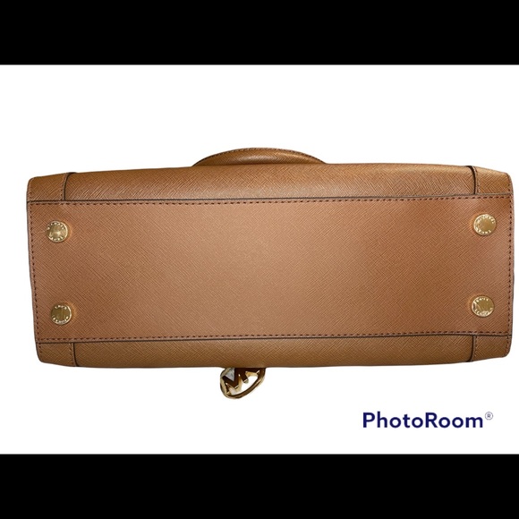 Michael Kors medium Dillion satchel - Picture 10 of 12